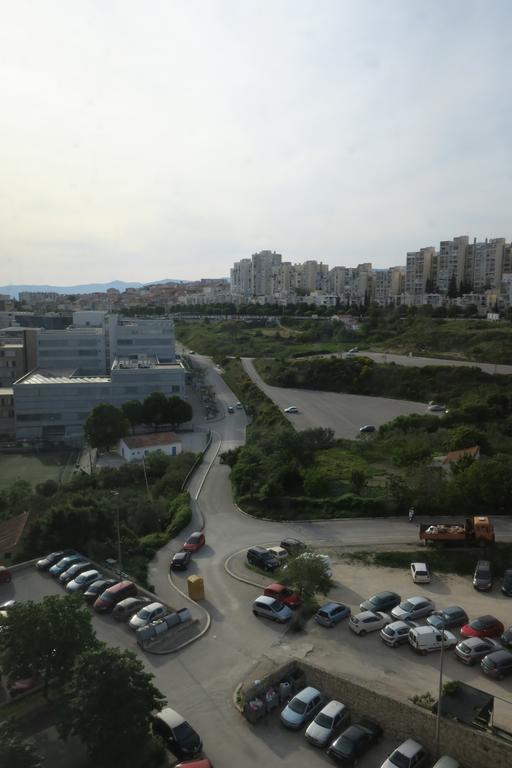 Apartment Veseli Сплит Екстериор снимка